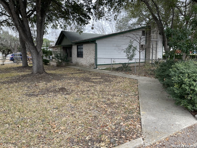 Image 11 of 40 For 162 Jo Marie