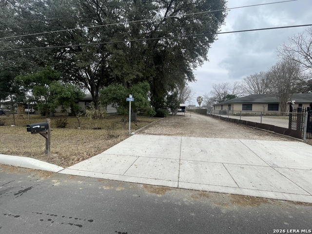 Image 34 of 40 For 162 Jo Marie