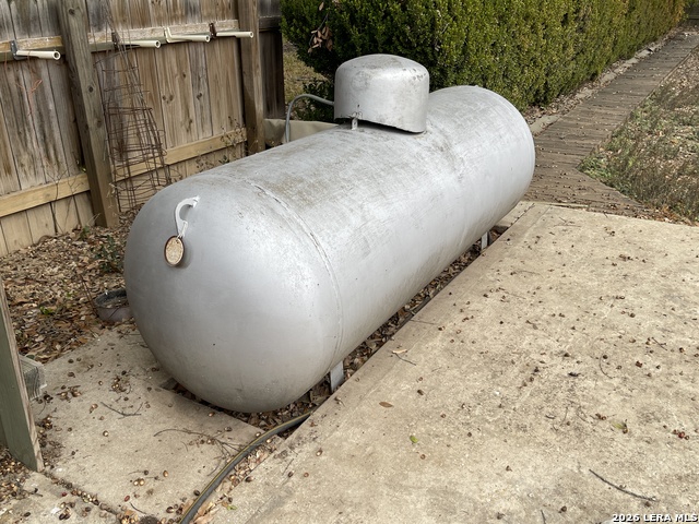 Image 36 of 40 For 162 Jo Marie