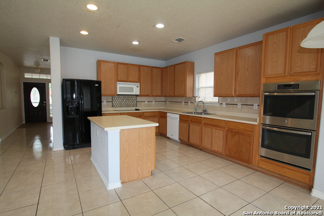 Image 7 of 27 For 4710 Branching Bay