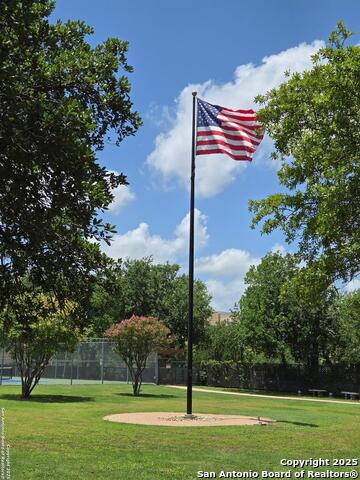 Image 6 of 40 For 7707 Broadway  24a