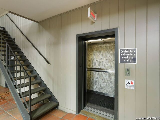 Image 8 of 40 For 7707 Broadway  24a