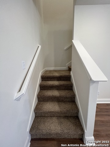 Image 14 of 33 For 7618 Agave Bend  101