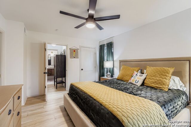 Listing photo id 12 for 146 Canyon Oaks