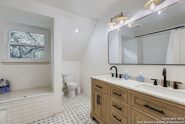 Listing photo id 20 for 146 Canyon Oaks