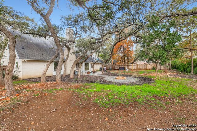 Listing photo id 24 for 146 Canyon Oaks