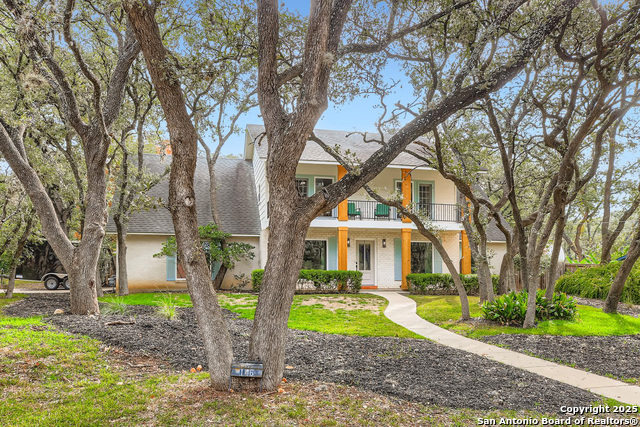 Listing photo id 5 for 146 Canyon Oaks