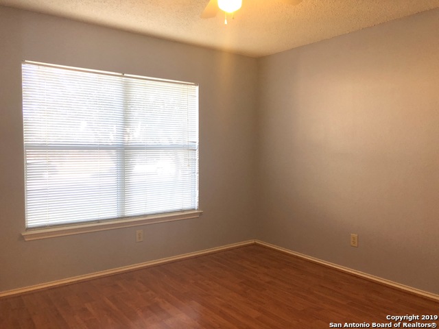 Image 19 of 24 For 10718 Vollmer Ln