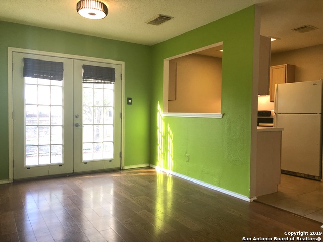 Image 8 of 24 For 10718 Vollmer Ln