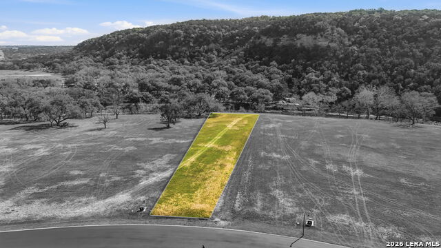 Image 16 of 22 For 845 Bingham  