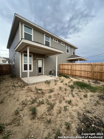 Image 32 of 35 For 7610 Gramercy Way  101