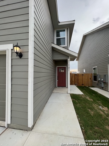 Image 5 of 35 For 7610 Gramercy Way  101