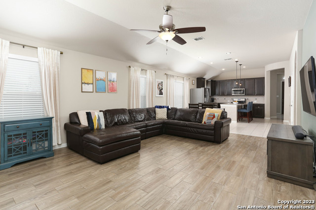 Image 13 of 36 For 7903 Anza Run