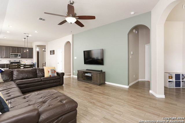 Image 14 of 36 For 7903 Anza Run