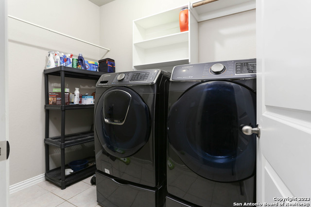 Image 24 of 36 For 7903 Anza Run