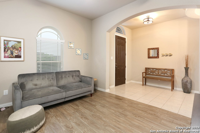 Image 5 of 36 For 7903 Anza Run