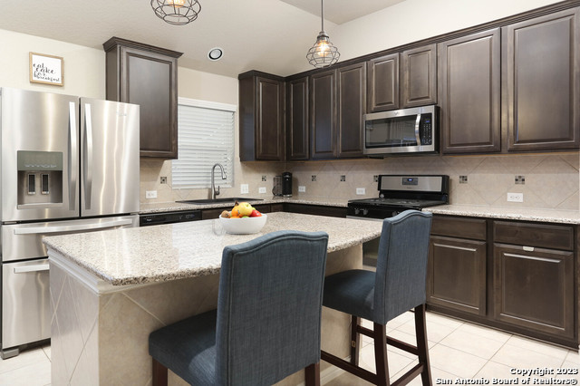 Image 9 of 36 For 7903 Anza Run