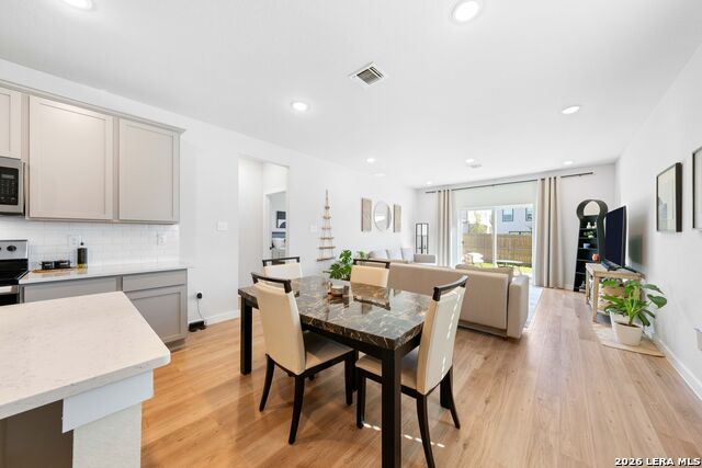 Image 12 of 35 For 14538 Camino Way