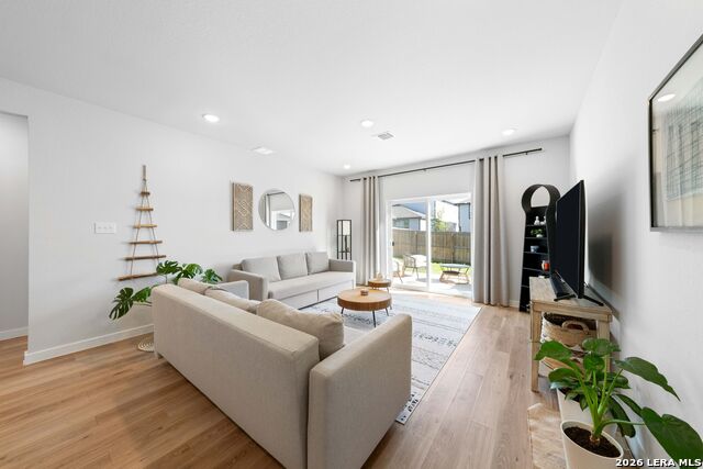 Image 14 of 35 For 14538 Camino Way