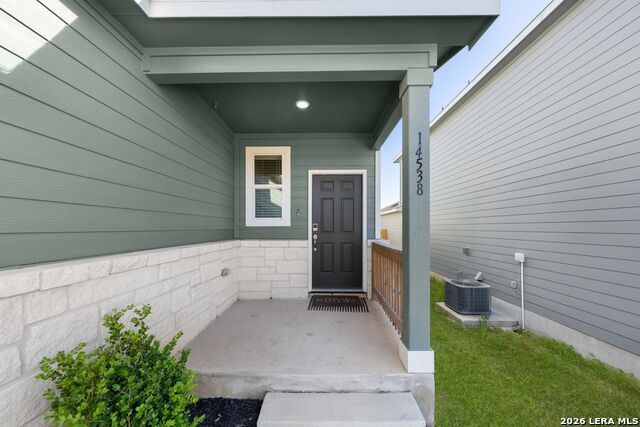 Image 5 of 35 For 14538 Camino Way