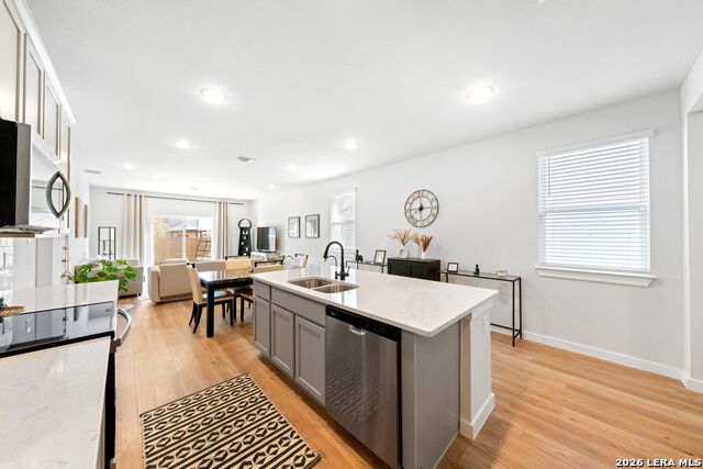 Image 9 of 35 For 14538 Camino Way