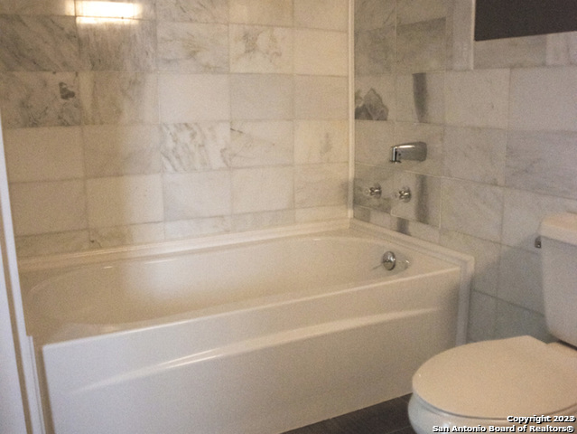 Image 10 of 12 For 8030 Broadway  102e