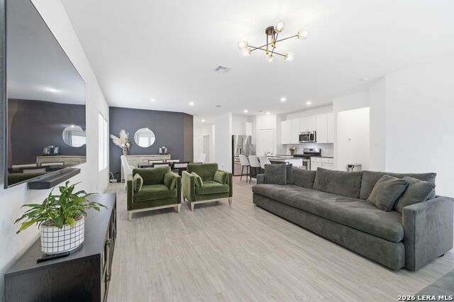 Image 10 of 56 For 6067 Draw  