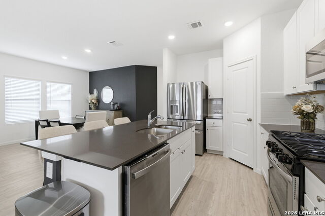 Image 18 of 56 For 6067 Draw  