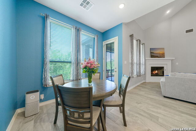 Image 10 of 27 For 1524 Leeds Park