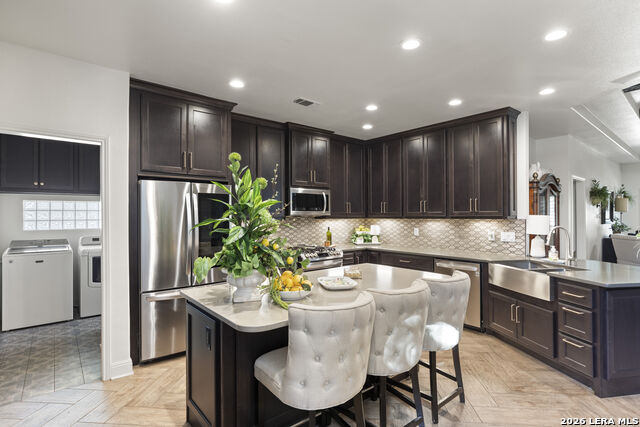 Image 11 of 40 For 626 Evergreen Ln