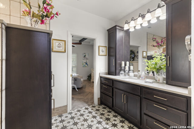 Image 16 of 40 For 626 Evergreen Ln