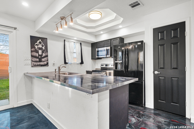 Image 11 of 25 For 111 Ardmore  