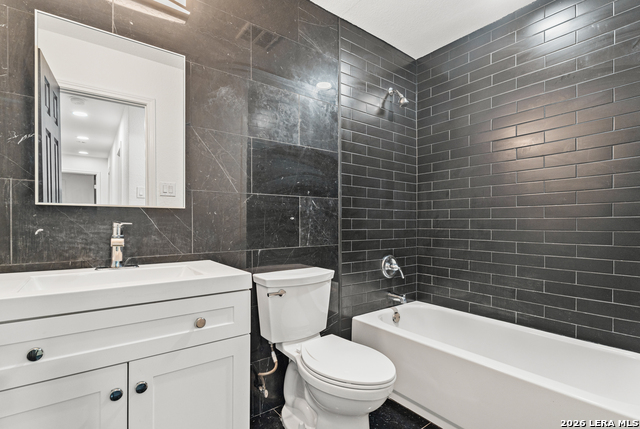 Image 13 of 25 For 111 Ardmore  