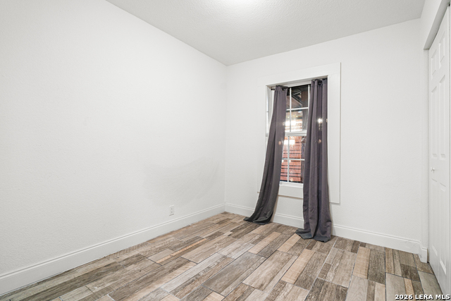 Image 15 of 25 For 111 Ardmore  