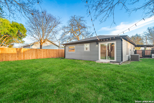 Image 21 of 25 For 111 Ardmore  