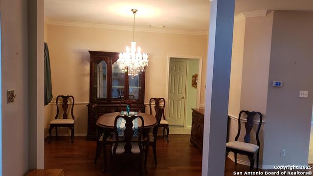 Image 20 of 51 For 8403 Old Stone Gate