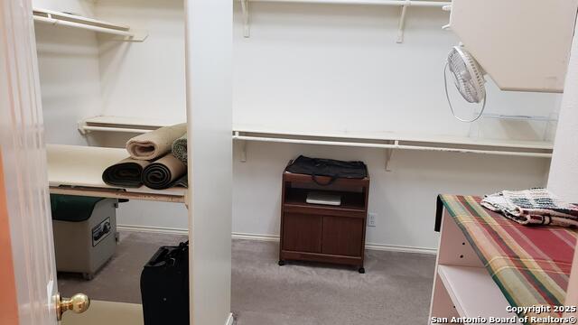 Image 32 of 51 For 8403 Old Stone Gate