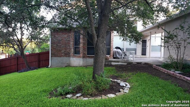 Image 43 of 51 For 8403 Old Stone Gate