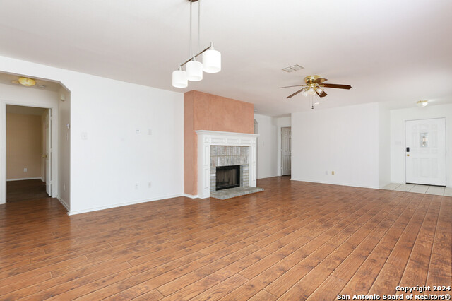 Image 8 of 24 For 4023 Bulverde Pkwy