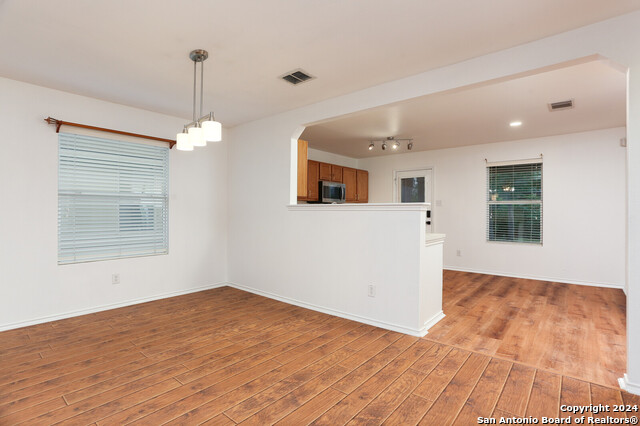 Image 9 of 24 For 4023 Bulverde Pkwy