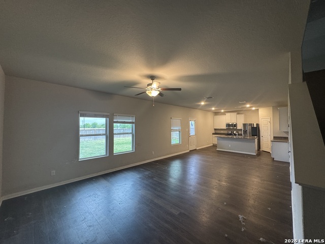 Image 12 of 41 For 832 Stonemanor Bay