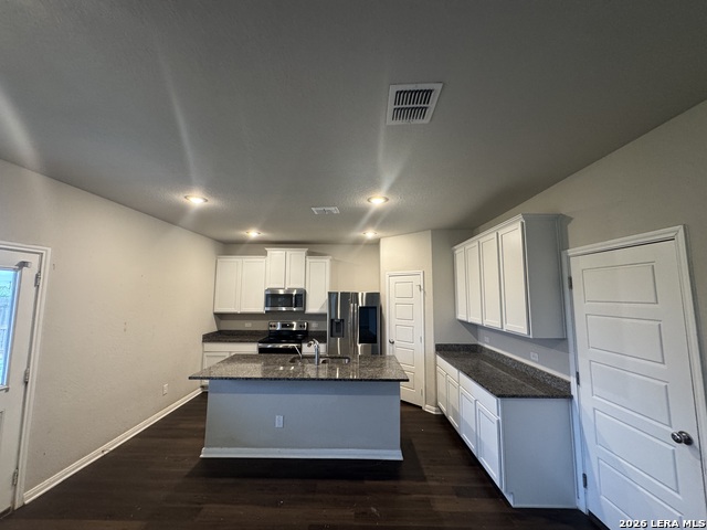 Image 14 of 41 For 832 Stonemanor Bay