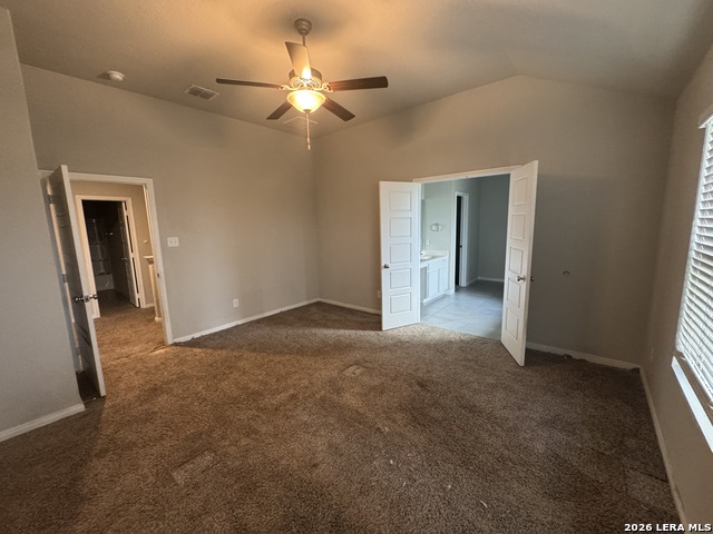 Image 18 of 41 For 832 Stonemanor Bay