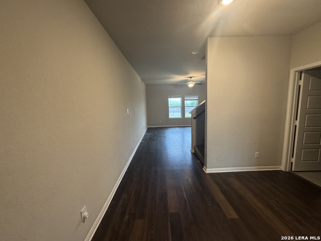 Image 6 of 41 For 832 Stonemanor Bay