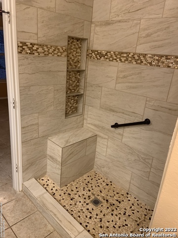 Image 17 of 39 For 12815 Sand Holly