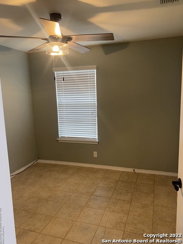 Image 23 of 39 For 12815 Sand Holly