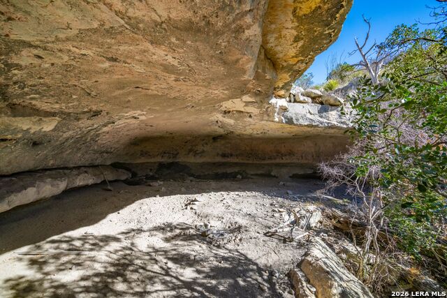 Image 20 of 37 For 000 Pandale Hwy