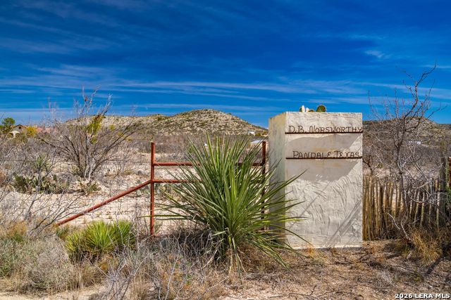 Image 34 of 37 For 000 Pandale Hwy