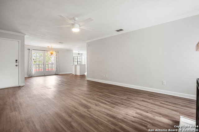 Image 5 of 25 For 7711 Callaghan Rd  104