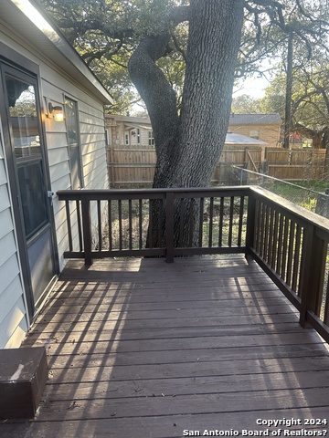 Image 12 of 23 For 24815 Aue  